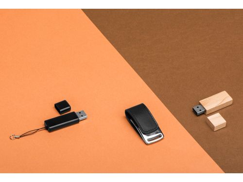 Флеш-карта USB 2.0 16 Gb Woody с магнитным колпачком, натуральный
